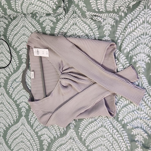 Sweater new brand ABERCOMBIE & FITCH Size M - Picture 2 of 8